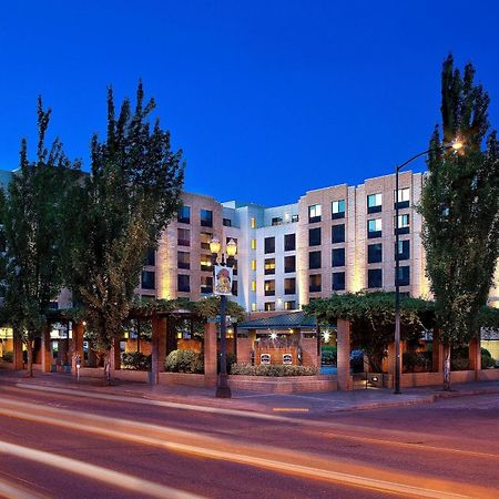 Отель Courtyard Portland Downtown / Convention Center Экстерьер фото